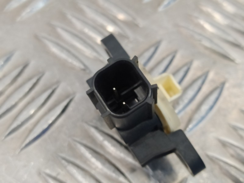 Recambio de sensor para volvo s60 lim. 2.4 diesel cat referencia OEM IAM 30798030  