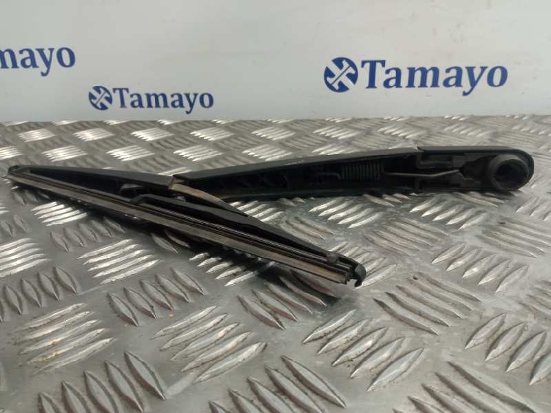 Recambio de brazo limpia trasero para renault captur referencia OEM IAM 287801220R  