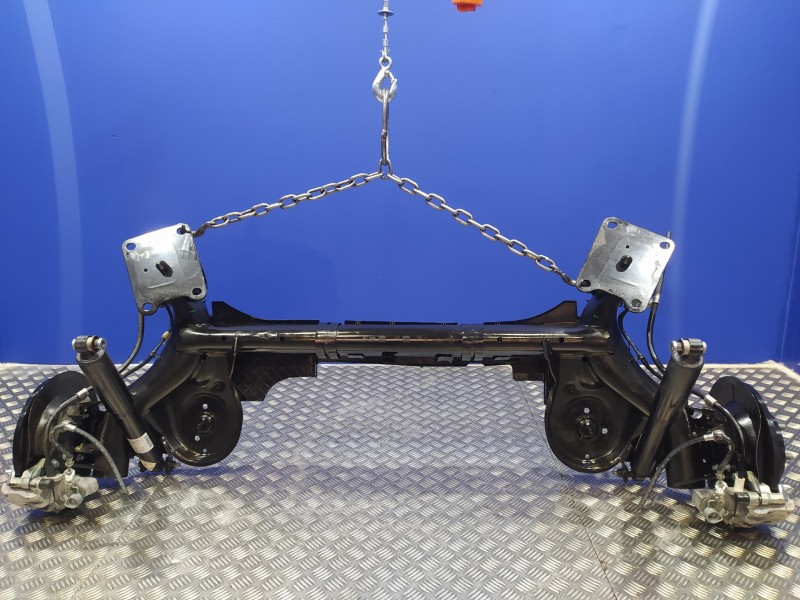 Recambio de puente trasero para ford transit connect referencia OEM IAM   
