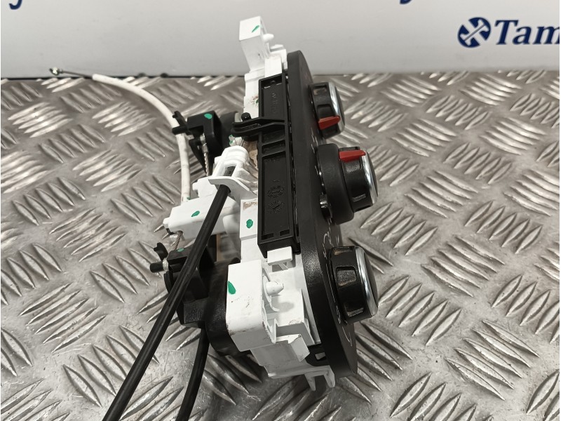 Recambio de mando climatizador para dacia lodgy 1.2 16v tce cat referencia OEM IAM 5P3743000  
