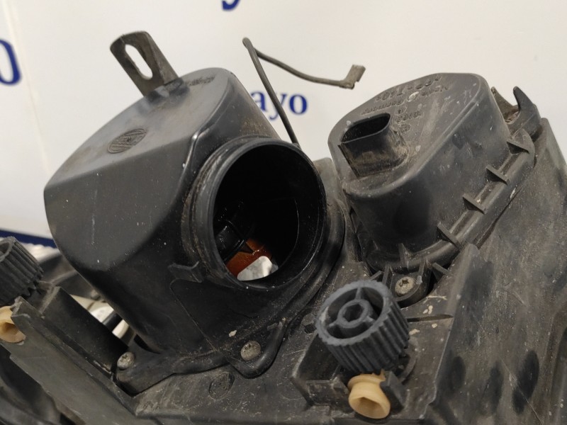 Recambio de faro derecho para bmw x5 (e53) 3.0 24v turbodiesel cat referencia OEM IAM 15183200  