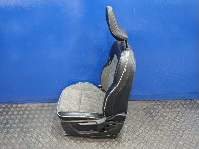 Recambio de asiento delantero izquierdo para renault clio v 1.0 tce referencia OEM IAM   