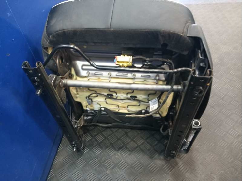 Recambio de asiento delantero izquierdo para renault clio v 1.0 tce referencia OEM IAM   