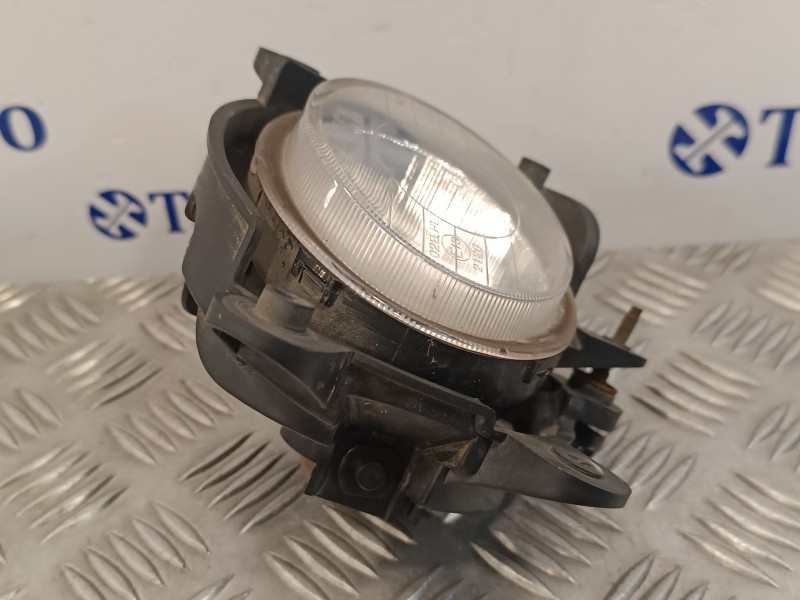 Recambio de faro antiniebla derecho para kia sorento 2.5 crdi referencia OEM IAM   