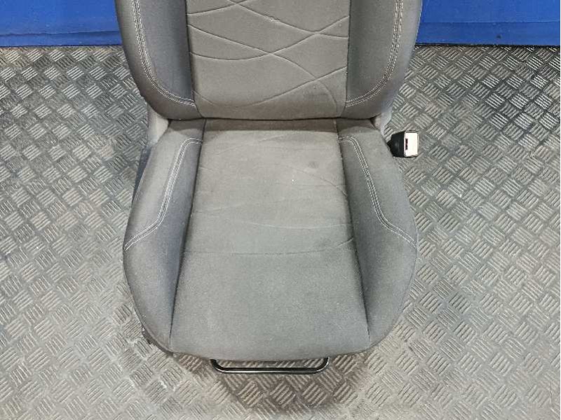 Recambio de asiento delantero derecho para ford fiesta (ccn) referencia OEM IAM   