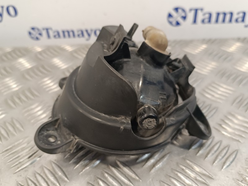 Recambio de faro antiniebla izquierdo para kia sorento 2.5 crdi referencia OEM IAM   