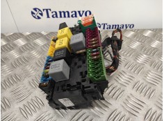 Recambio de caja reles / fusibles para mercedes-benz vito tourer (447) 2.1 cdi cat referencia OEM IAM A2469067100  33271312 2