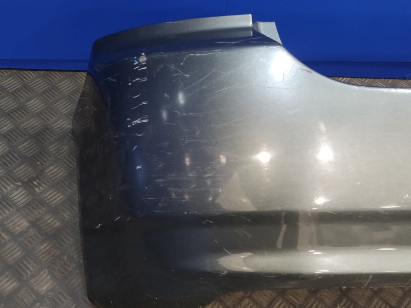 Recambio de paragolpes trasero para toyota corolla (e12) 2.0 turbodiesel cat referencia OEM IAM   