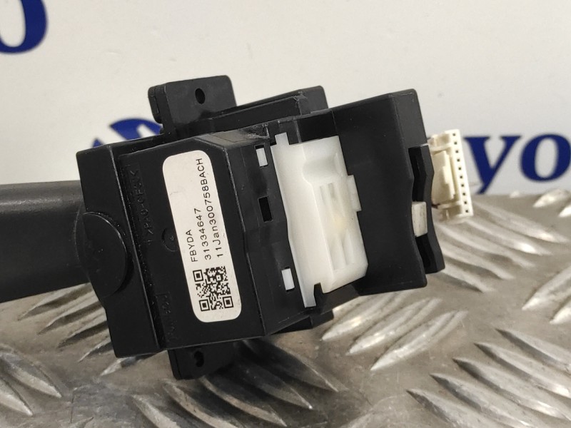 Recambio de mando intermitentes para volvo s60 lim. 2.4 diesel cat referencia OEM IAM 31334647  