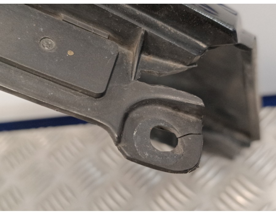 Recambio de aleta delantera izquierda para renault clio ii fase ii (b/cb0) 1.2 16v referencia OEM IAM   