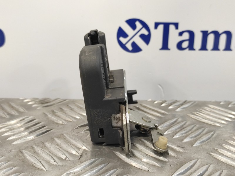 Recambio de cerradura maletero / porton para seat ibiza (6l1) 1.9 tdi referencia OEM IAM 6L6827505A  