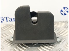 Recambio de cerradura maletero / porton para volkswagen polo 1.0 tsi referencia OEM IAM 2G6827505B  