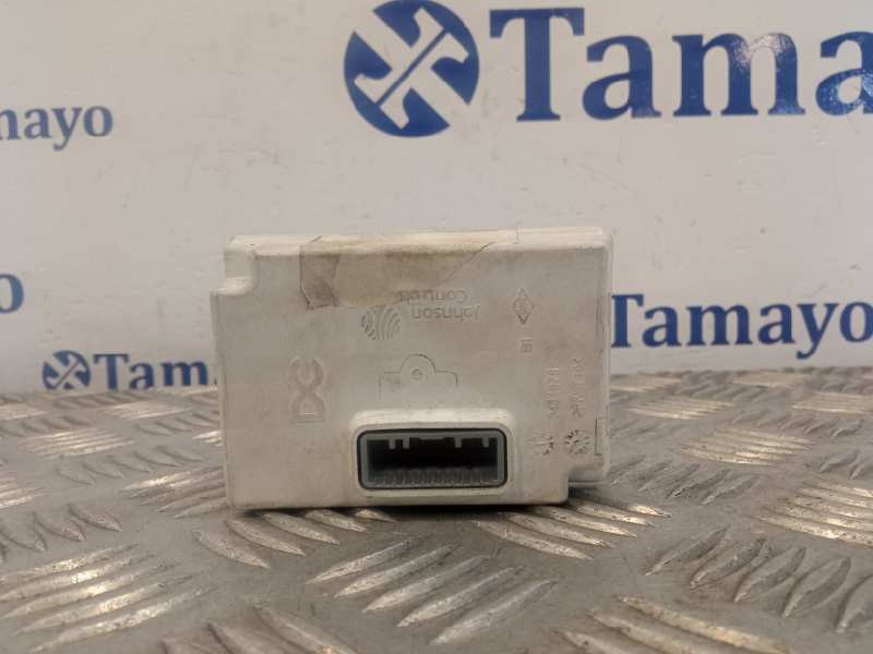 Recambio de modulo electronico para nissan interstar m1 fm referencia OEM IAM 283C95247R  14D035