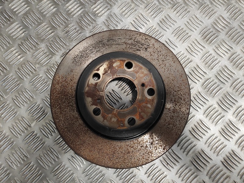Recambio de disco freno delantero para toyota yaris cross cross (xp210) referencia OEM IAM   