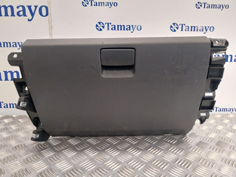 Recambio de guantera para nissan interstar m1 fm referencia OEM IAM 685006535R 00233139 00233136