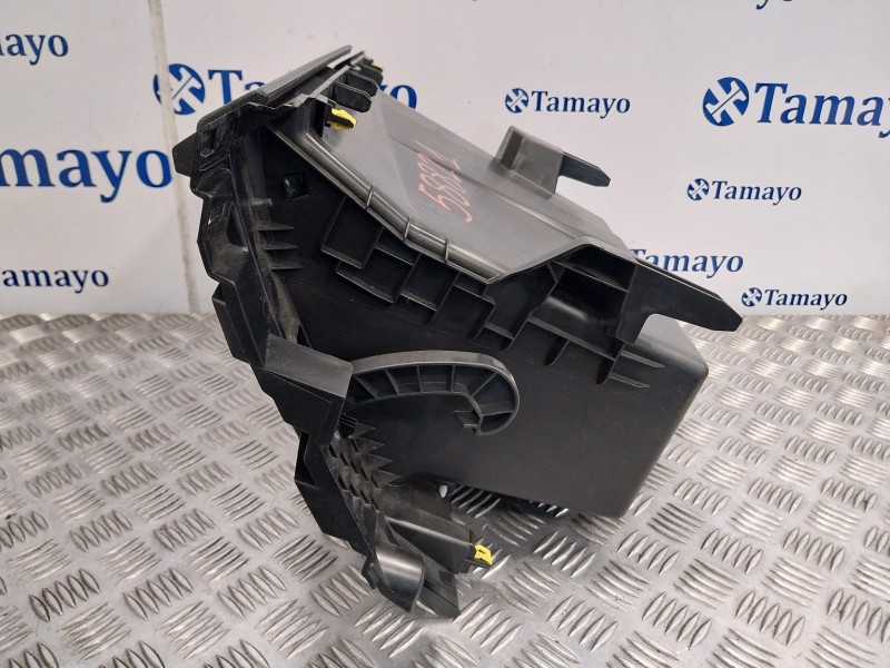 Recambio de guantera para nissan interstar m1 fm referencia OEM IAM 685006535R 00233139 00233136