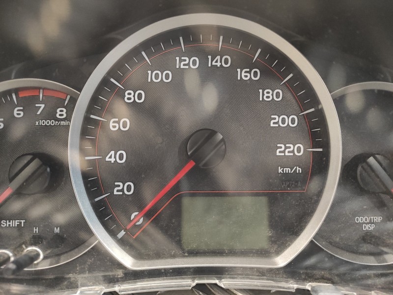 Recambio de cuadro instrumentos para toyota yaris 1.3 16v cat referencia OEM IAM 838000DP60 P6775 MB1575505217