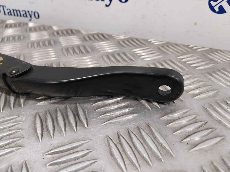 Recambio de brazo limpia delantero izquierdo para nissan interstar m1 fm referencia OEM IAM 8200734776  
