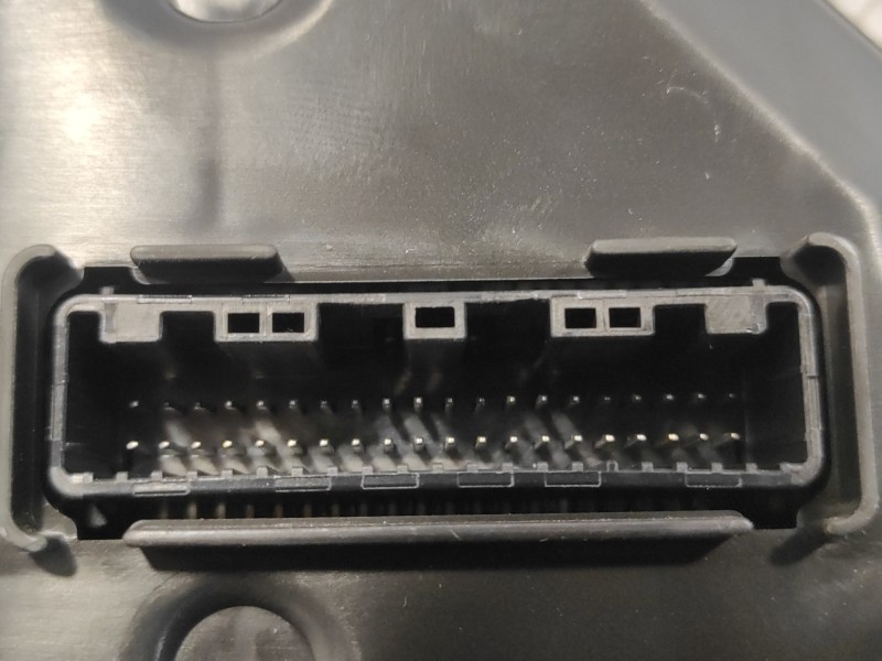 Recambio de cuadro instrumentos para toyota yaris 1.3 16v cat referencia OEM IAM 838000DP60 P6775 MB1575505217