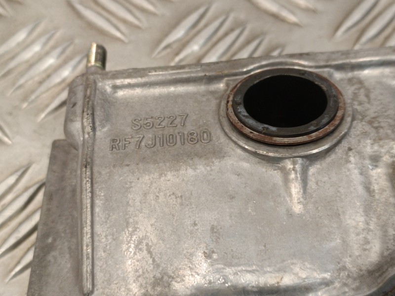 Recambio de protector para mazda 6 lim. (gh) 2.0 turbodiesel cat referencia OEM IAM RF7J10180  