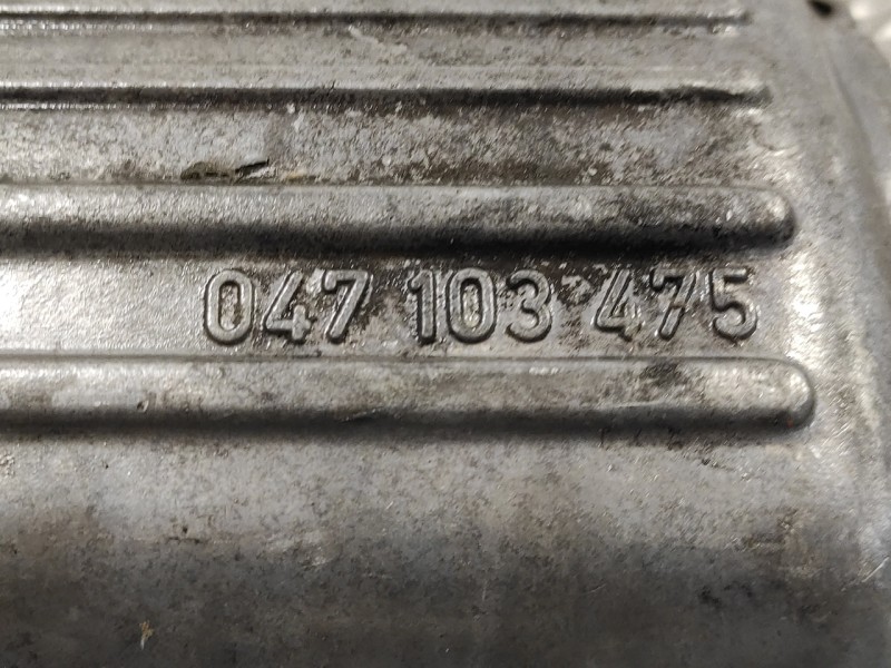 Recambio de tapa balancines para porsche 924 2.0 referencia OEM IAM 047103475  