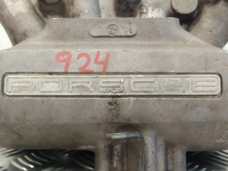 Recambio de colector admision para porsche 924 2.0 referencia OEM IAM 477133221  