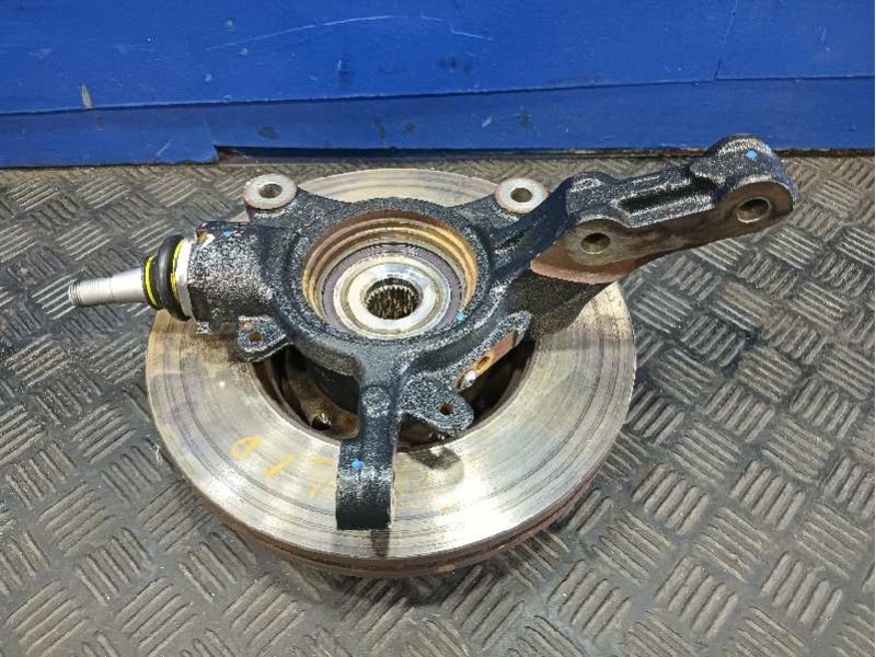 Recambio de mangueta delantera derecha para nissan interstar m1 fm referencia OEM IAM   