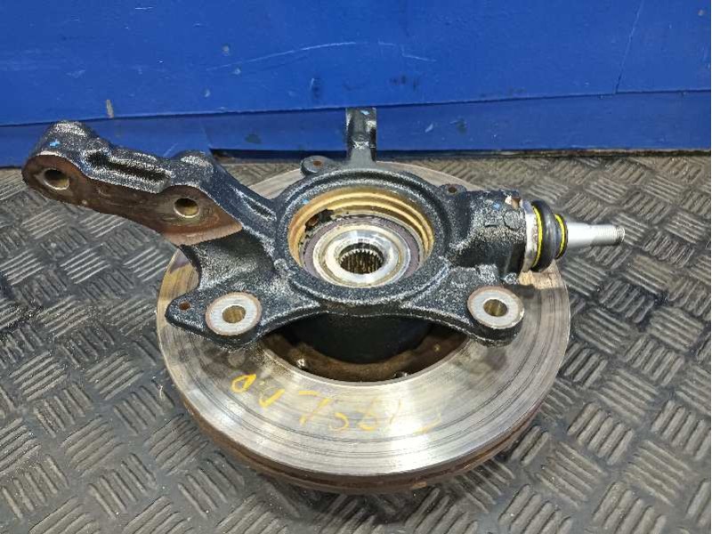 Recambio de mangueta delantera derecha para nissan interstar m1 fm referencia OEM IAM   