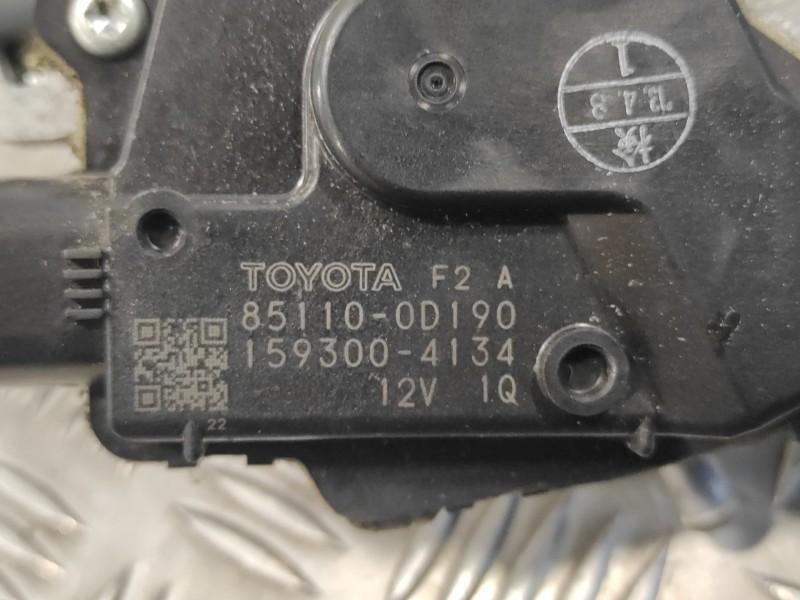 Recambio de motor limpia delantero para toyota yaris 1.3 16v cat referencia OEM IAM 851100D190  1593004134