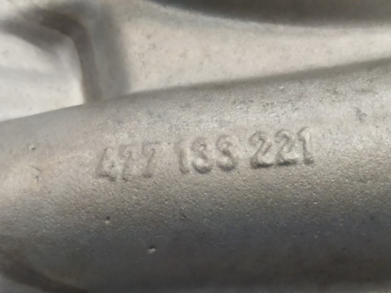 Recambio de colector admision para porsche 924 2.0 referencia OEM IAM 477133221  