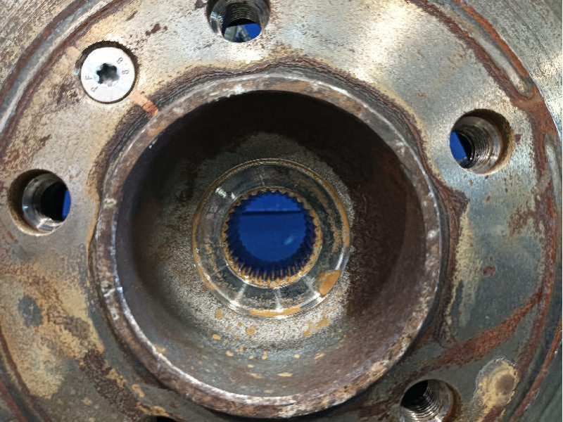 Recambio de mangueta delantera izquierda para nissan interstar m1 fm referencia OEM IAM   