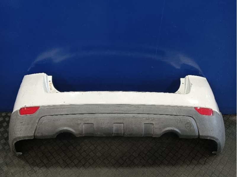 Recambio de paragolpes trasero para chevrolet captiva 2.4 cat referencia OEM IAM   