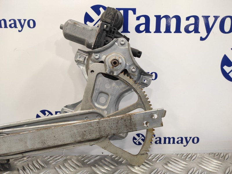 Recambio de elevalunas delantero derecho para toyota yaris 1.3 16v cat referencia OEM IAM 857100D100 AV2621002331 973582101