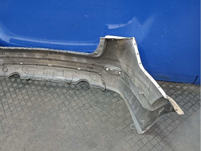 Recambio de paragolpes trasero para chevrolet captiva 2.4 cat referencia OEM IAM   