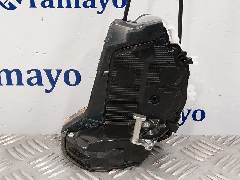 Recambio de cerradura puerta trasera derecha para toyota yaris cross cross (xp210) referencia OEM IAM M7314450M6  