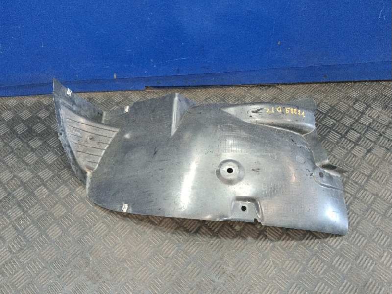 Recambio de plastico paso rueda delantero izquierdo para nissan interstar m1 fm referencia OEM IAM 63841003R  