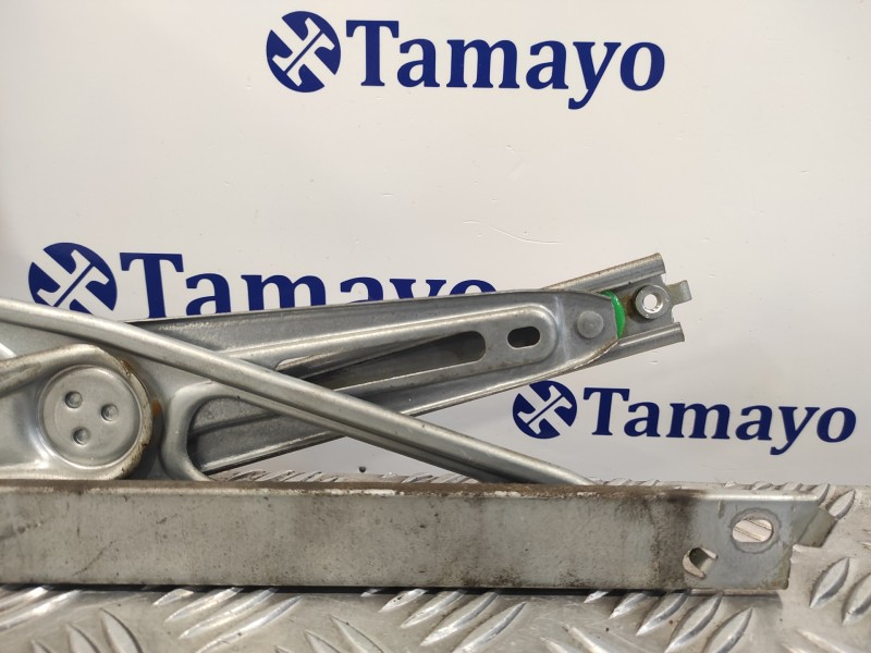 Recambio de elevalunas delantero izquierdo para toyota yaris 1.3 16v cat referencia OEM IAM 857200D210  0620202153