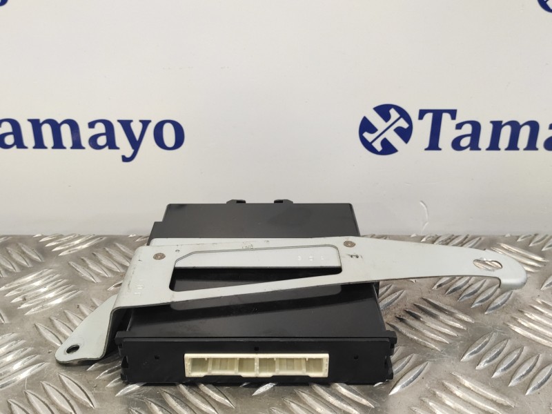Recambio de modulo electronico para toyota yaris 1.3 16v cat referencia OEM IAM 896900D031  2830010581