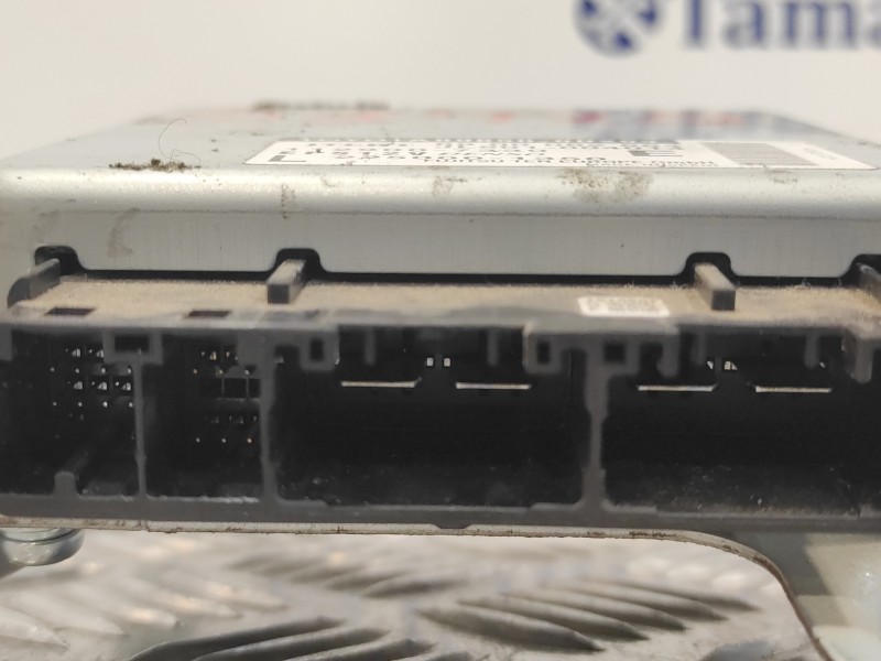 Recambio de centralita dirección para toyota yaris 1.3 16v cat referencia OEM IAM 896500D293 1129007330 6900002664