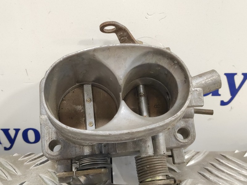 Recambio de caja mariposa para porsche 924 2.0 referencia OEM IAM   