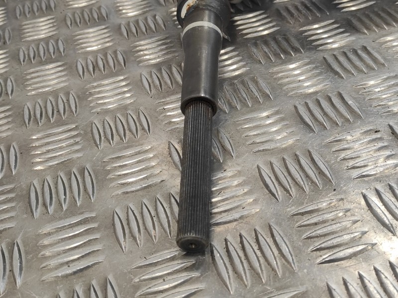 Recambio de columna direccion para toyota yaris 1.3 16v cat referencia OEM IAM 452500D182  JJ002004292