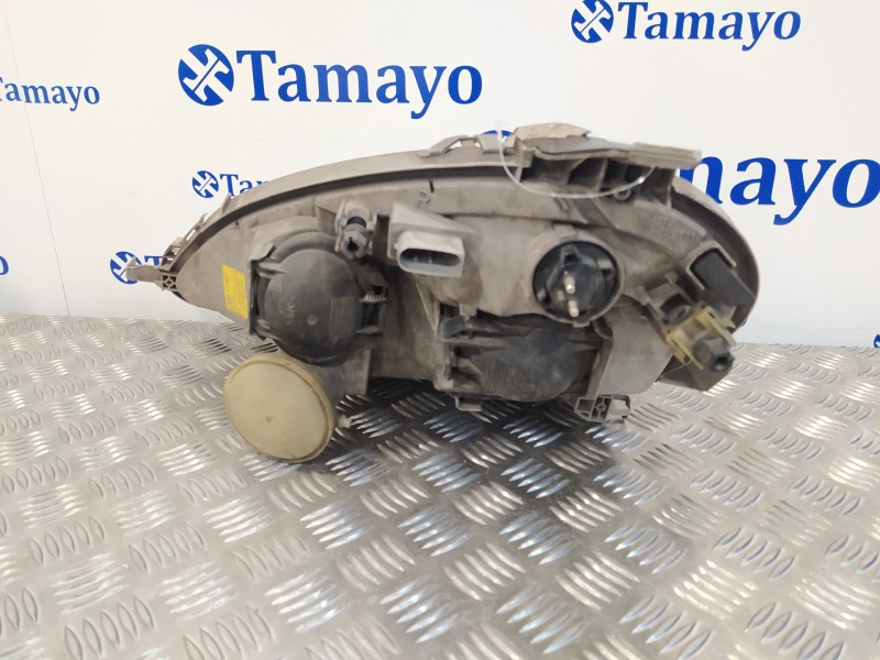 Recambio de faro derecho para mercedes-benz clase a (w168) 1.4 cat referencia OEM IAM 0301192202  A1688201861
