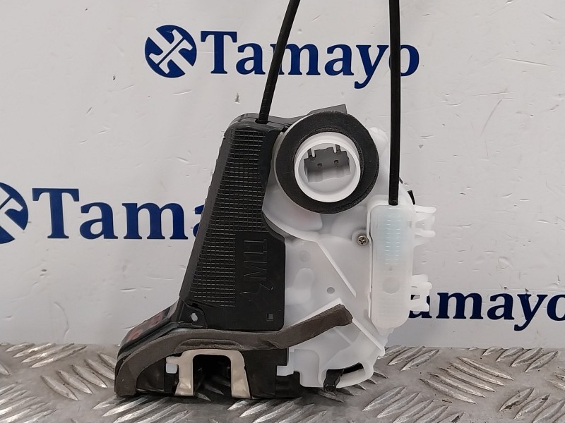 Recambio de cerradura puerta trasera izquierda para toyota yaris cross cross (xp210) referencia OEM IAM M7314460M6  