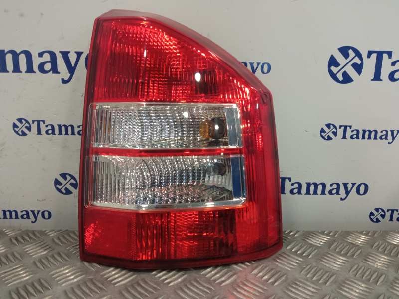 Recambio de piloto trasero derecho para chrysler jeep compass referencia OEM IAM   