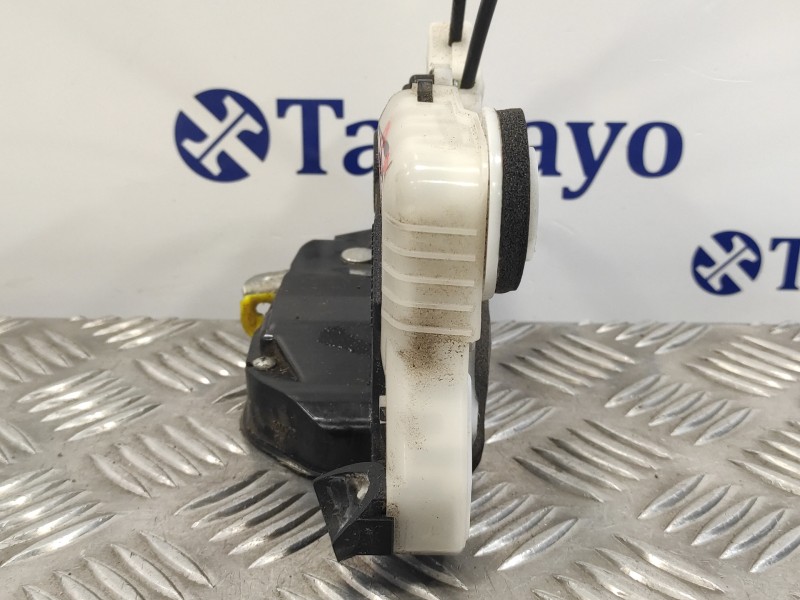 Recambio de cerradura puerta delantera izquierda para toyota yaris 1.3 16v cat referencia OEM IAM   