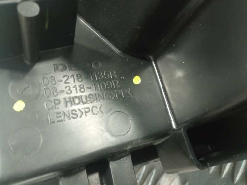 Recambio de faro derecho para suzuki grand vitara jb (jt) referencia OEM IAM 082181135R  