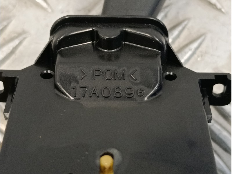 Recambio de mando intermitentes para subaru impreza g12 2.0 diesel cat referencia OEM IAM 17A0896  