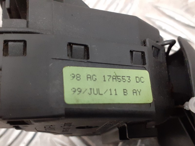 Recambio de mando limpia para ford focus berlina (cak) 1.8 tddi turbodiesel cat referencia OEM IAM 98AG17A553DC  