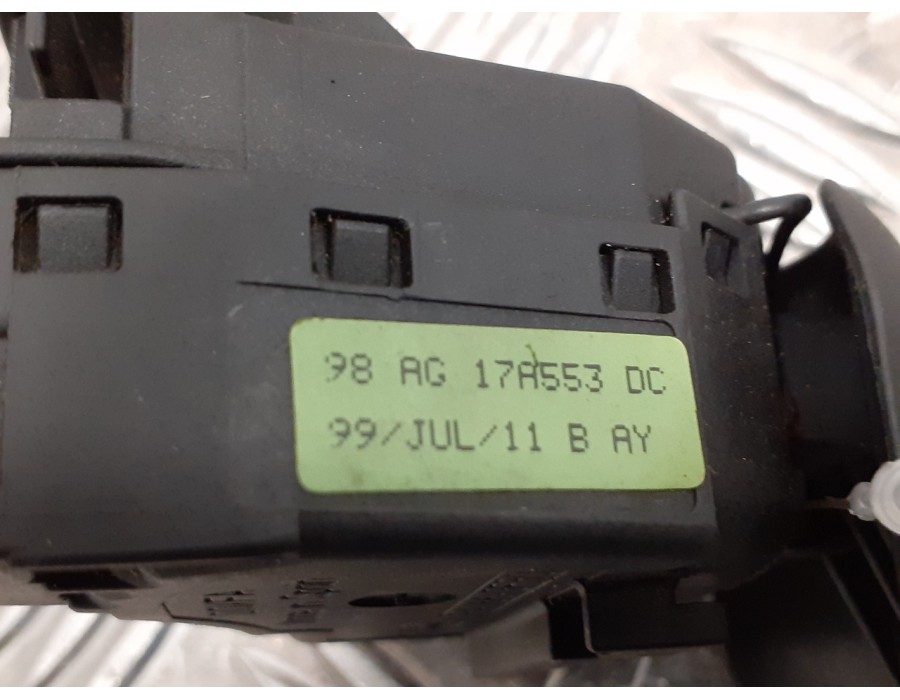 Recambio de mando limpia para ford focus berlina (cak) 1.8 tddi turbodiesel cat referencia OEM IAM 98AG17A553DC  