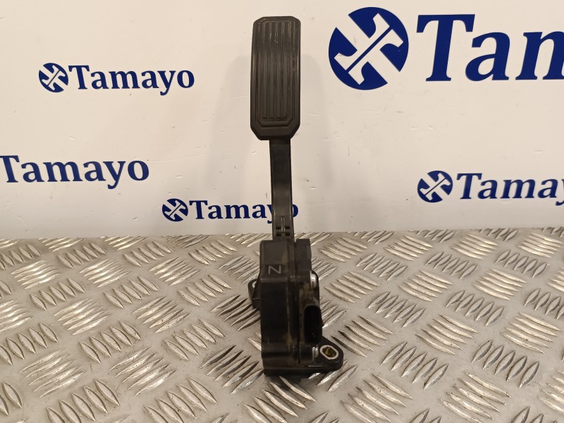 Recambio de pedal acelerador para toyota prius (nhw30) 1.8 16v cat referencia OEM IAM 7811012010  1988007310